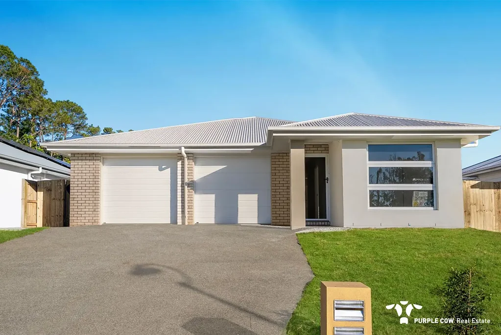 $530 PER WEEK | Unit 2 – STYLE, COMFORT & LOW-MAINTENANCE LIVING