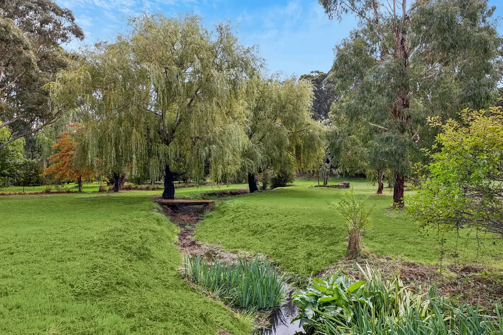 Hahndorf 4ห้องนอน A Once in a Lifetime Landholding in the Heart of Hahndorf