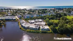 2/15 Shell Street, Urangan