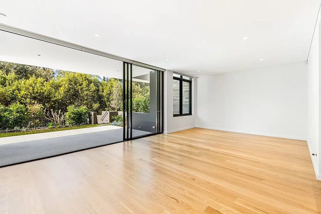 Luxury ground floor apartment of absolute quality