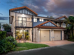 21/8 Honeysuckle Way, Calamvale