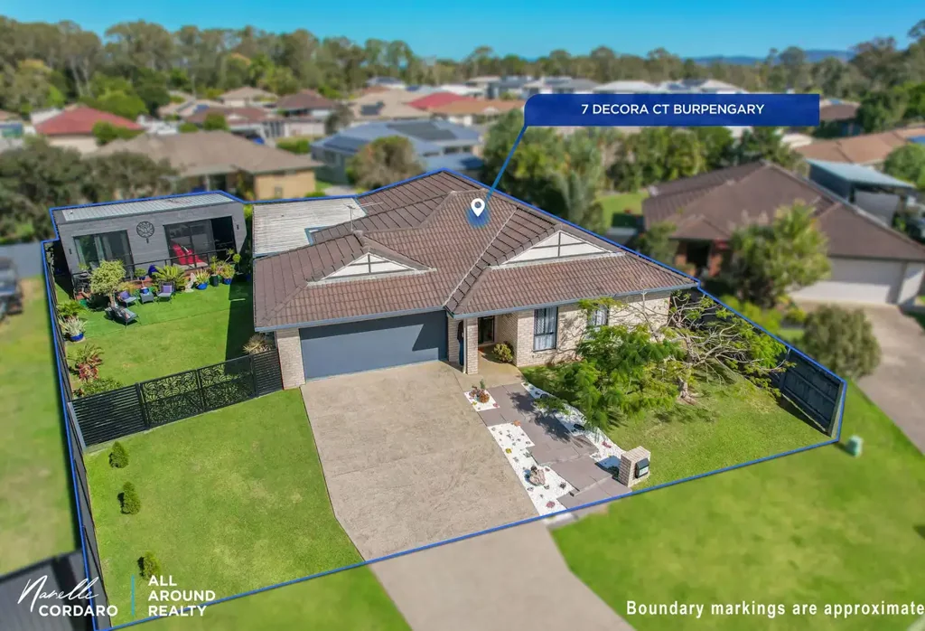 Burpengary 5ਬੈੱਡਰੂਮ COUNCIL APPROVED GRANNY FLAT + SIDE ACCESS = FAMILY LIVING AT ITS BEST IN THE HEART OF BURPENGARY