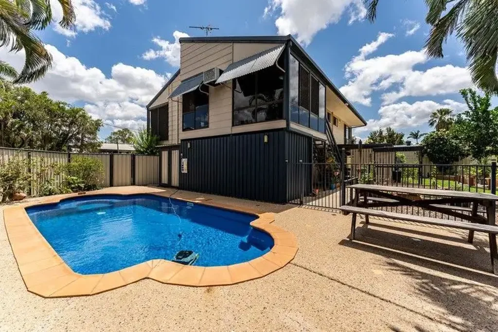 9 Julie Court, Emerald, QLD 4720