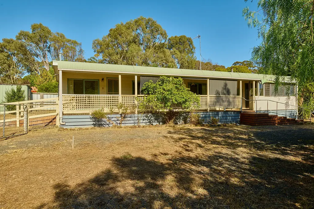 7 Redleaf Close, Heathcote, VIC 3523