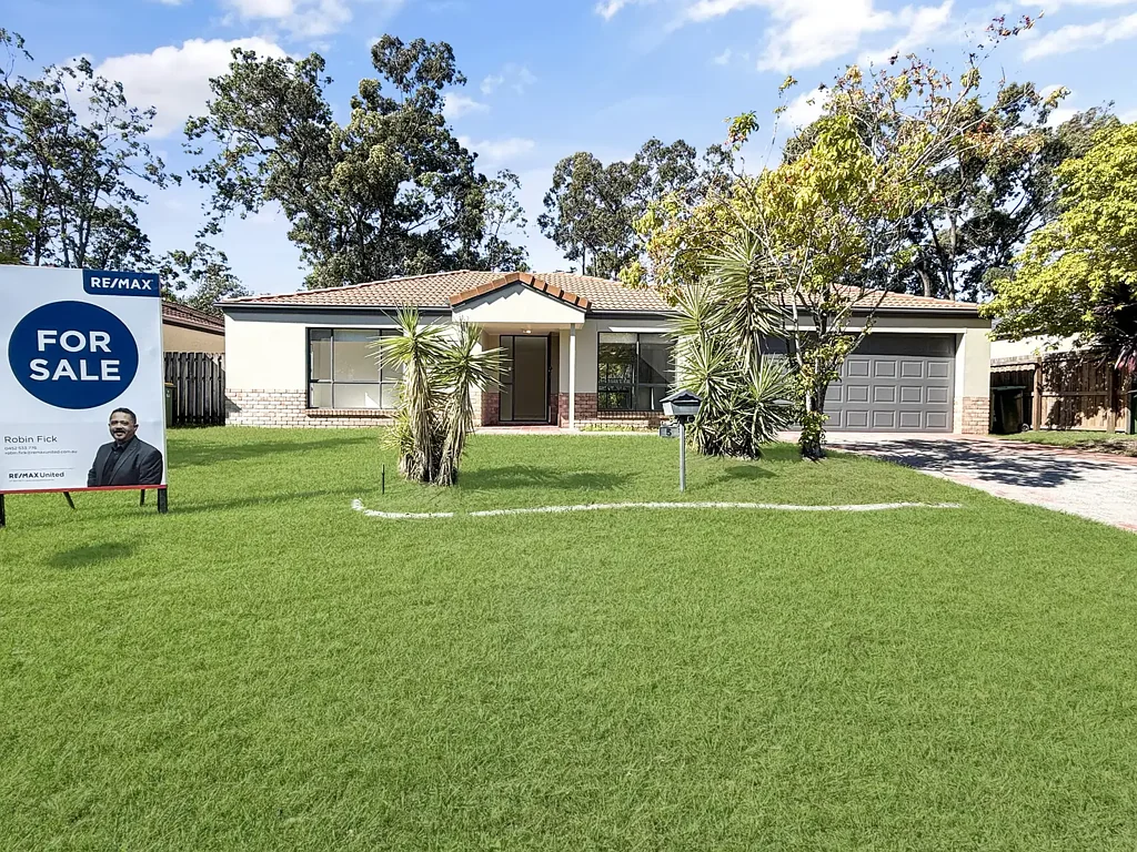 Upper Coomera 4Moenga Freshly painted internal and externally!