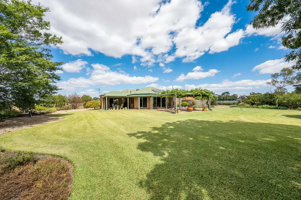 23 Fowler Street, Tallygaroopna, VIC 3634