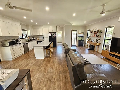 12 KYLIE CL, MAREEBA QLD 4880, 0 રૂમ, 0 બાથરૂમ, House