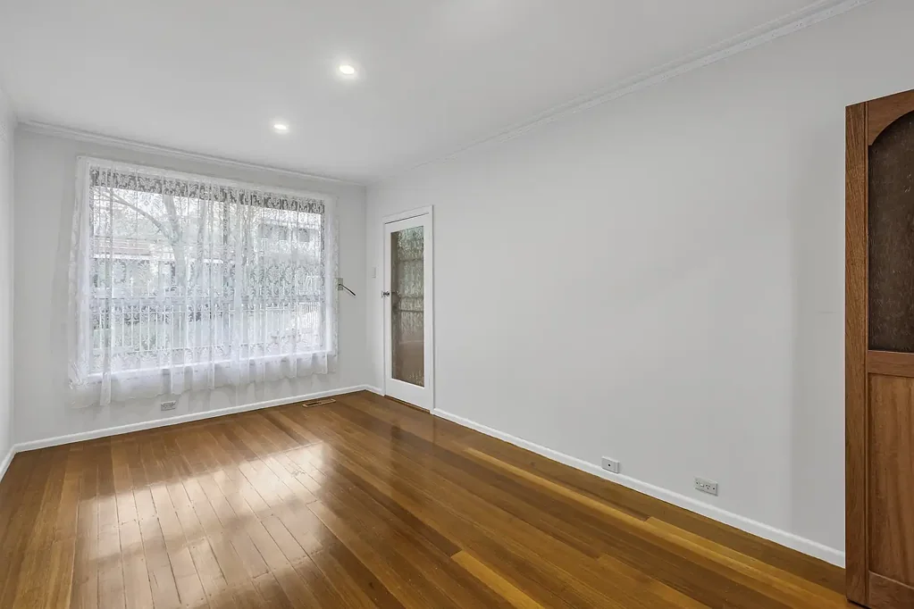 A Beautifully Refreshed Home in One of Richmond's Best Pockets!
