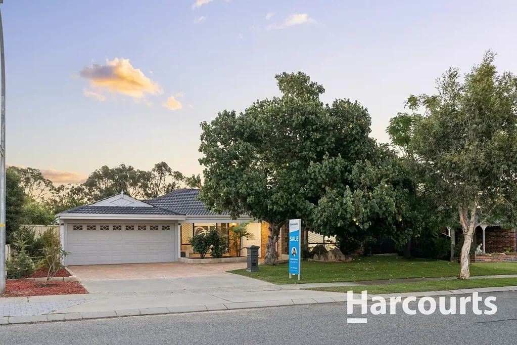 30 Glencoe Loop, Kinross, WA 6028
