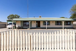 15 Kitchener Terrace, Risdon Park