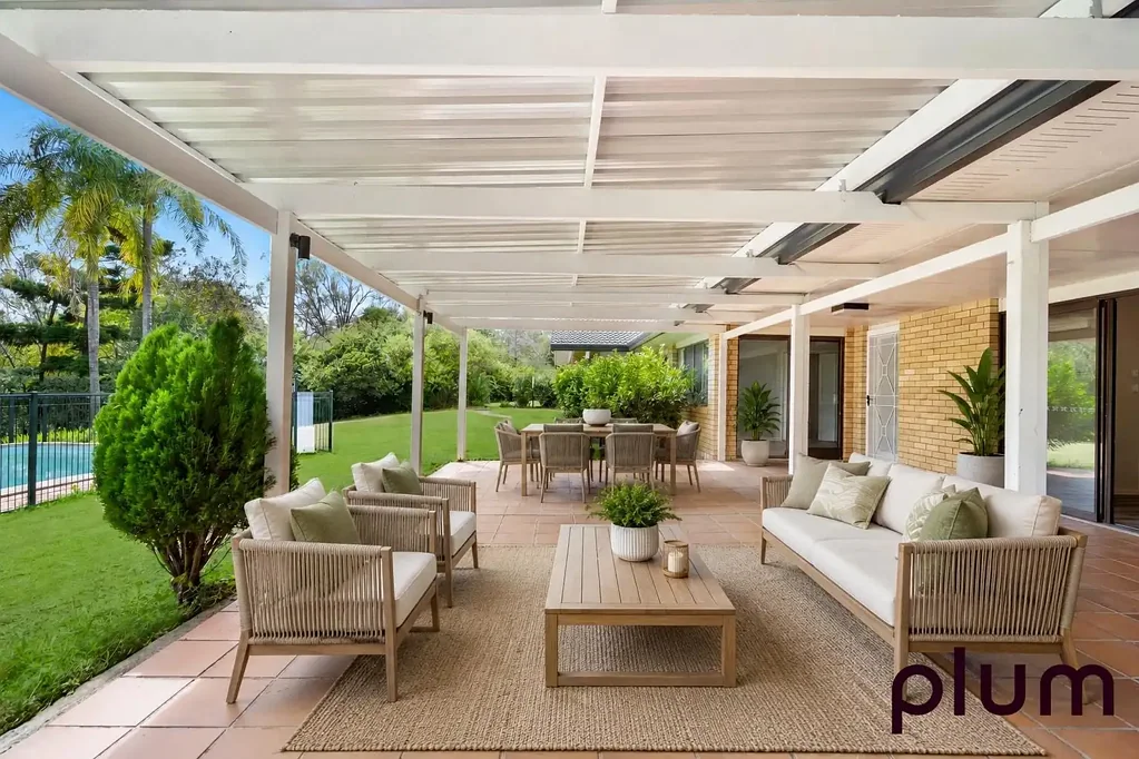 Acreage Elegance Meets Modern Family Comfort!