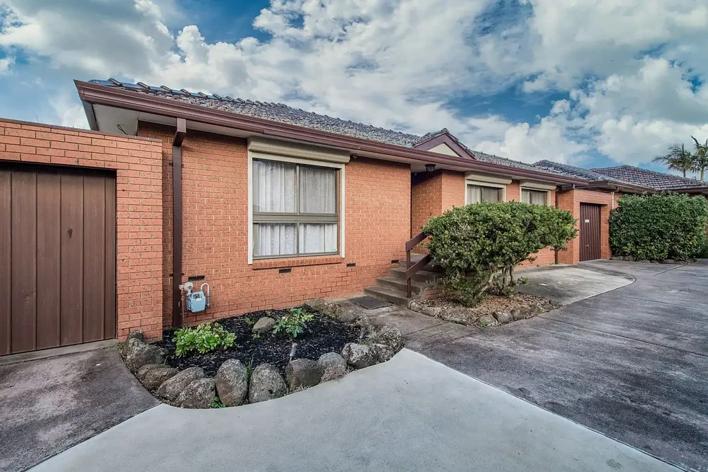 3/4 Kelly Street, Chadstone, VIC 3148