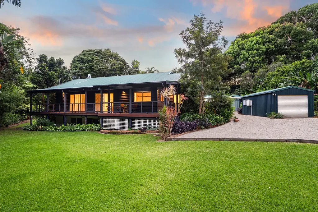 17 Avocado Crescent, Ewingsdale, NSW 2481