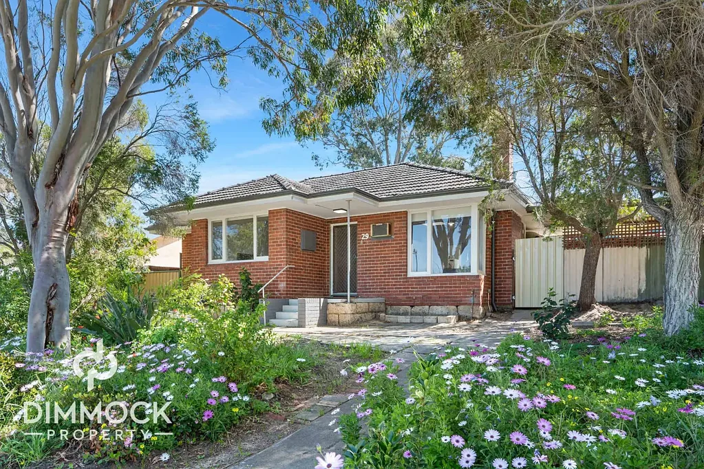 Hamilton Hill 3બેડરૂમ Big Block. Big Opportunity. Prime Hamilton Hill Location