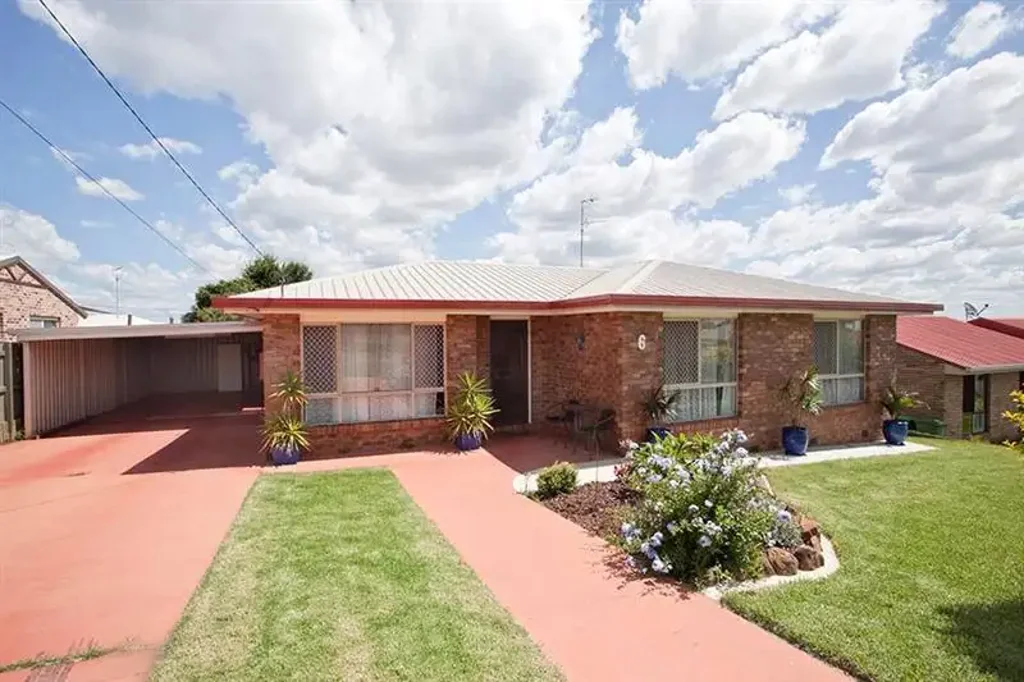 Spacious Home in Quiet Cul-De-Sac