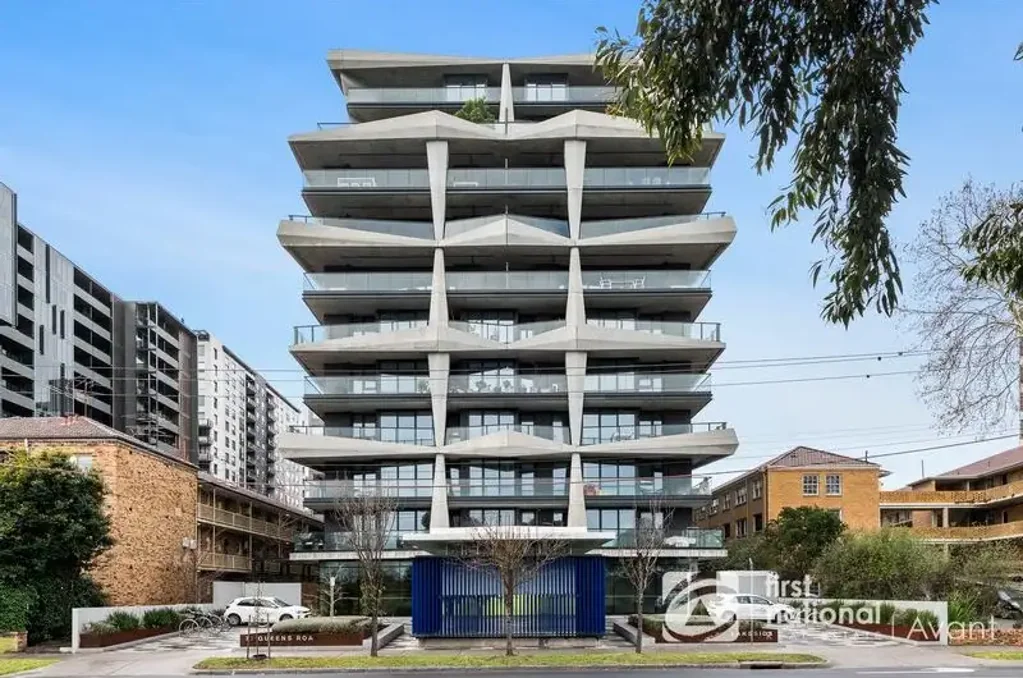 Furnished Lakeside Apartment! - Short term lease