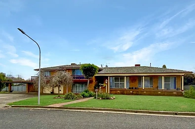 13 Brenner Street, Forbes, NSW 2871, 6 slaapkamers, 4 badkamers, House