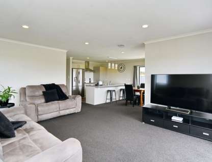 8 Brockelbank Drive, Kaiapoi, Waimakariri, 4房, 2浴, Unspecified