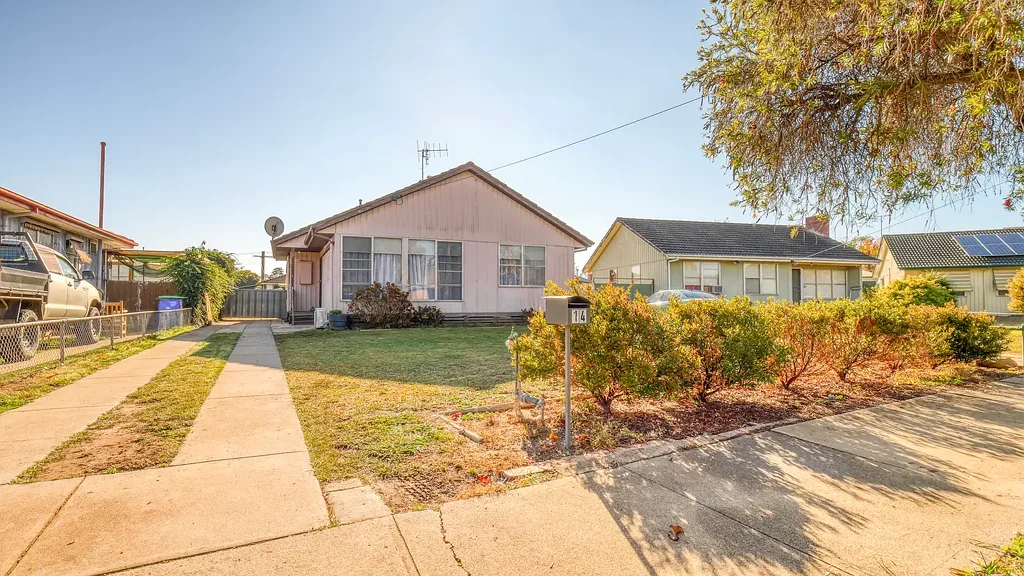 Kyabram 3房  Renovated inside - nothing more to do