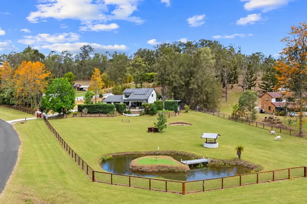 Kooralbyn 5Kwarto The Ultimate Lifestyle Acreage – Pool, Spa, Sauna, Stables & More!