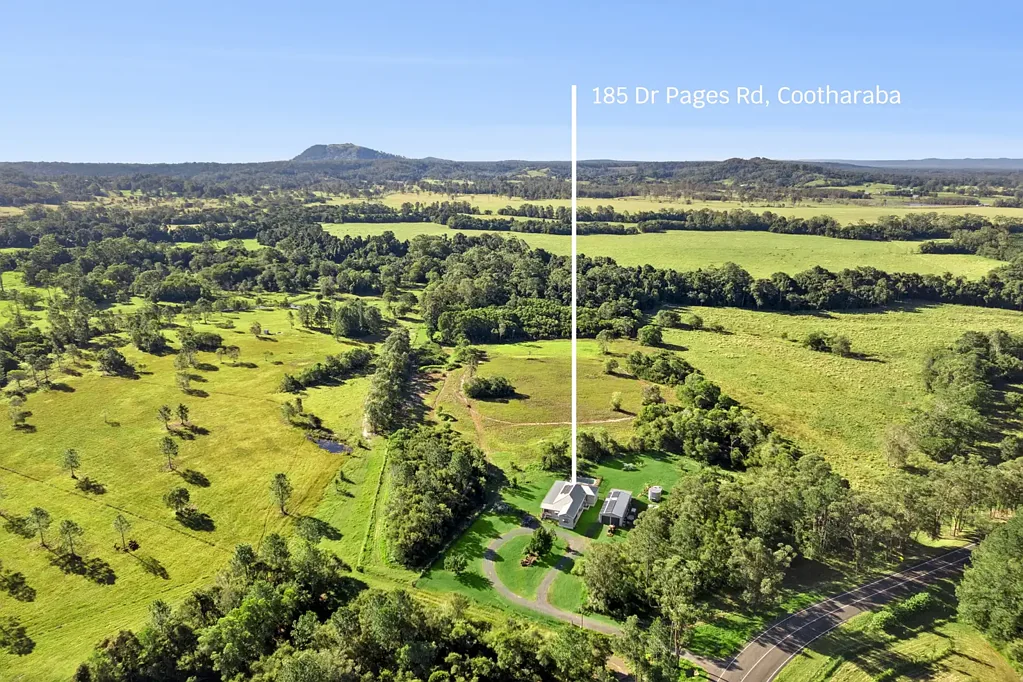 Cootharaba 5Kwarto Noosa Hinterland Queenslander with Dual Living Potential on 17.74 Acres