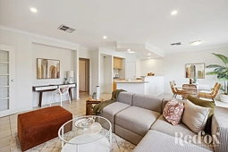 27 Stanbury Crescent, Morley