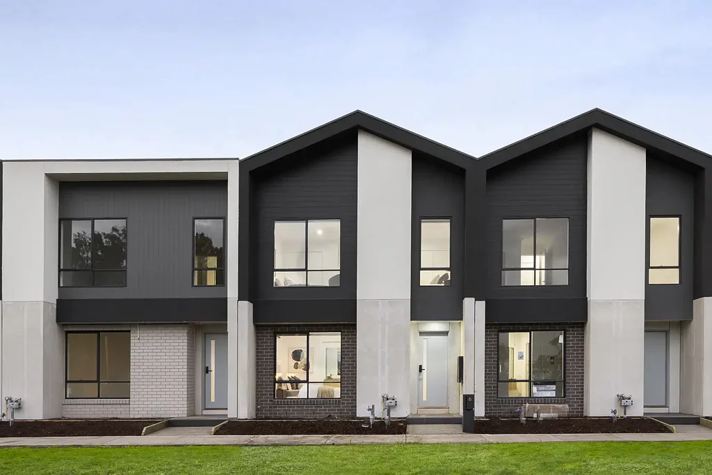Woodstock 4غرفة نوم Park-Facing Contemporary Townhouse with No Body Corporate Fees