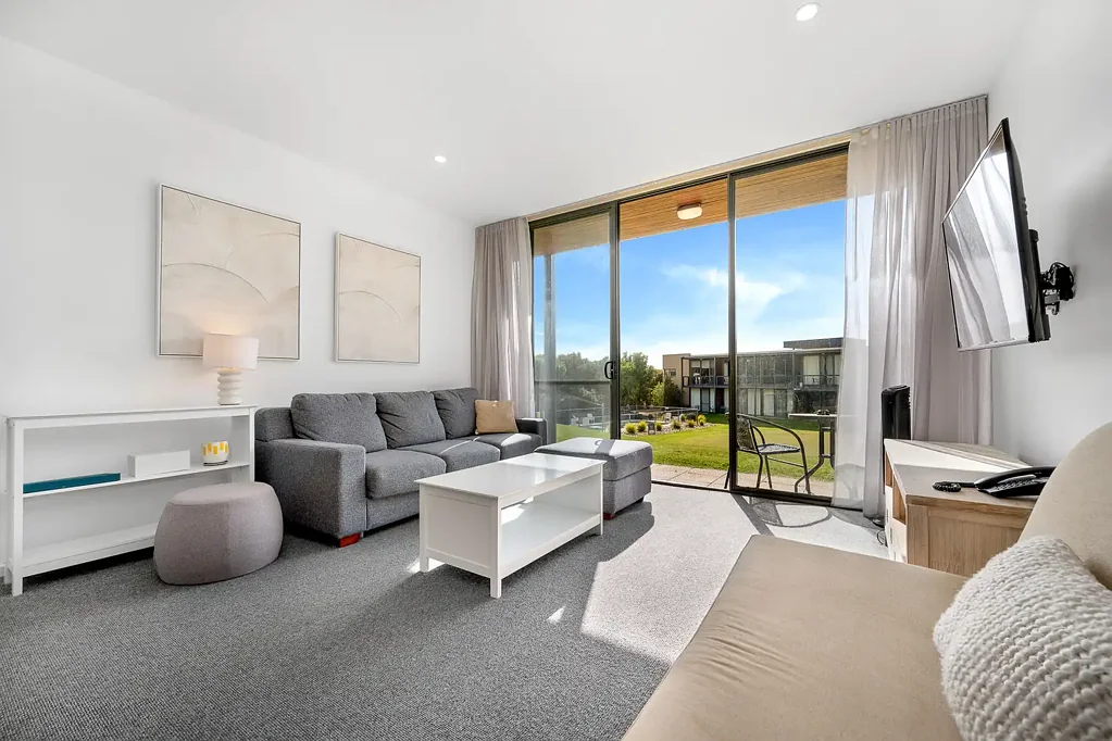 32/50 Peter Thomson Drive, Fingal, VIC 3939