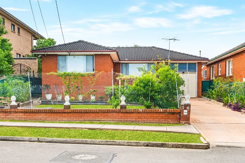 76 Dawson Street, Fairfield Heights, NSW 2165