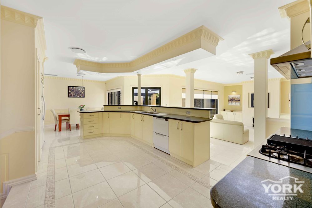 18 CAITHNESS CT, MIDDLE RIDGE QLD 4350, 0 غرف, 0 حمامات, House