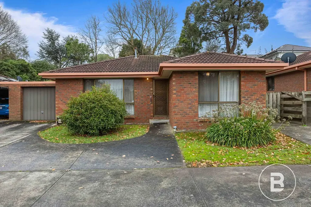 Ballarat East 2房  BRICK TWO BEDROOM UNIT CONVENIENTLY LOCATED