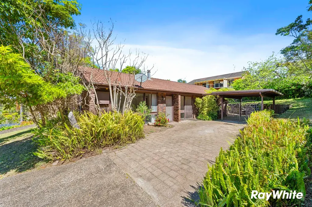 16 Johnson Place, Surf Beach, NSW 2536