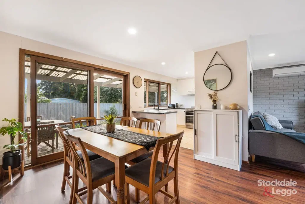 Cowes 2 Bedroom Charming Central Unit in Prime Cowes Location