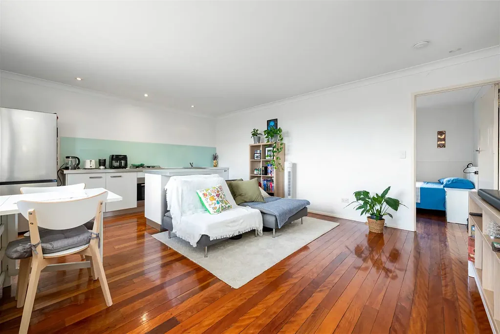 5/8 Ames Street, Coorparoo, QLD 4151