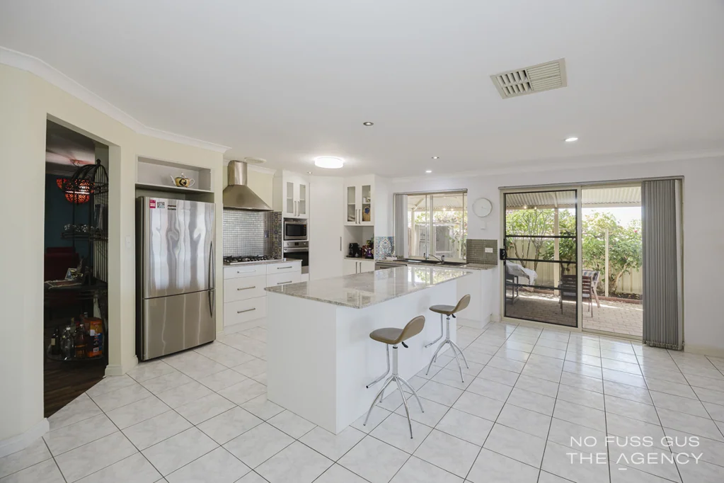 23 Rayner Drive, Landsdale, WA 6065