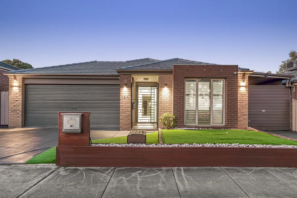124 Tenterfield Drive, Burnside Heights, VIC 3023