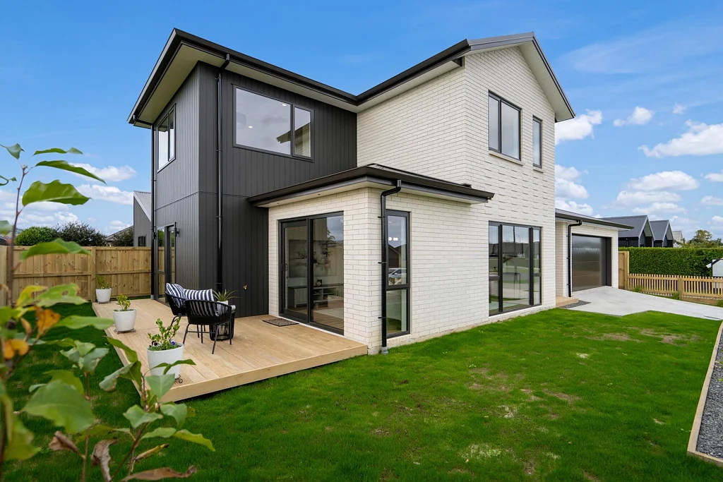 Cambridge 4બેડરૂમ Stylish New Living with Sun & Views