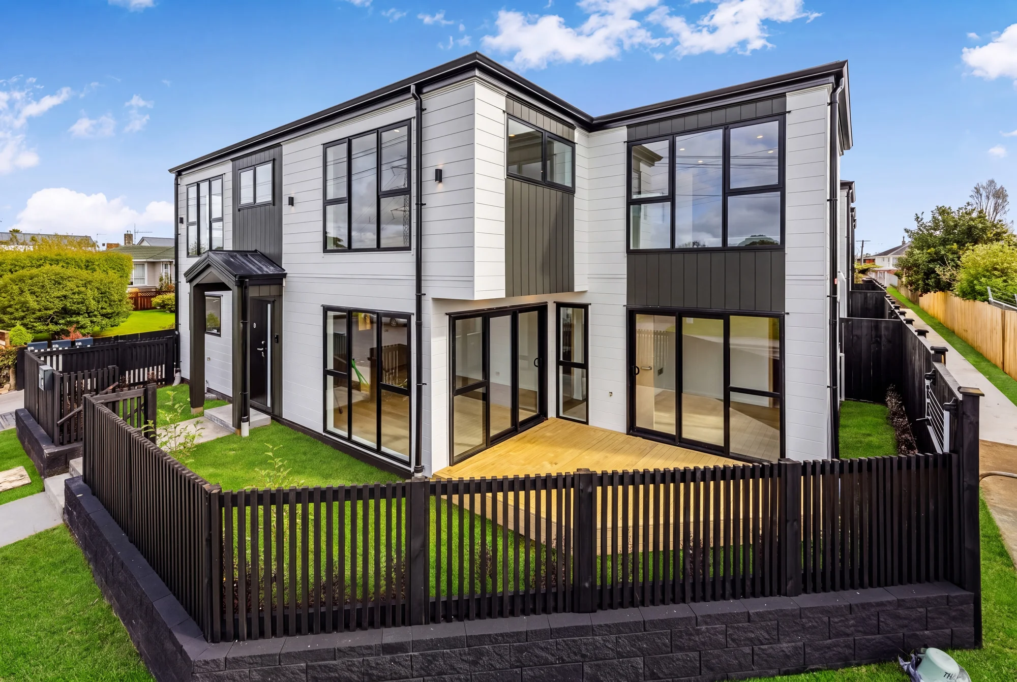 Pakuranga 4બેડરૂમ Four Brand-New Freehold Homes!