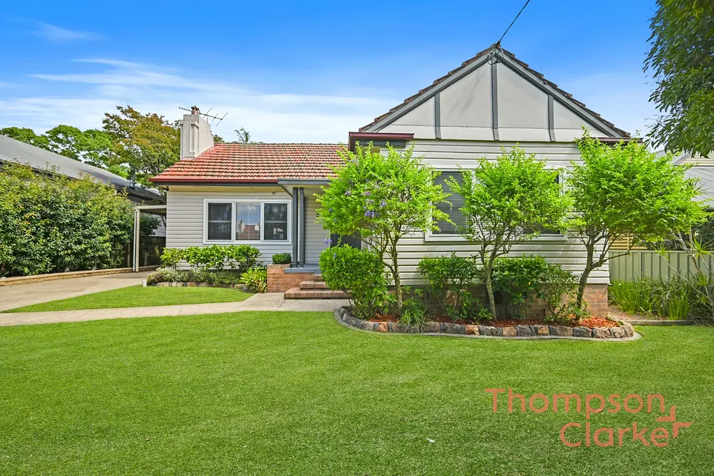 East Maitland 4ห้องนอน Beautiful Family Home with Studio on Rare Block