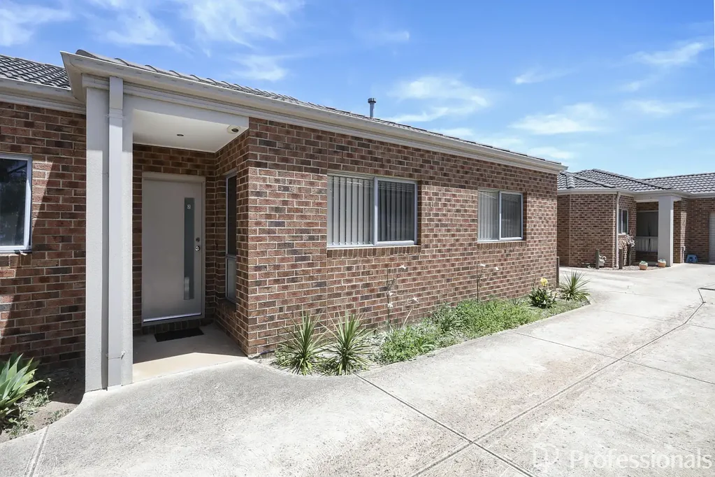 2/15 Greenleaf Circuit, Tarneit, VIC 3029