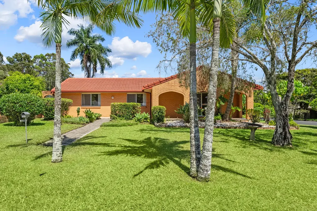 29 Madigan Road, Carrara, QLD 4211
