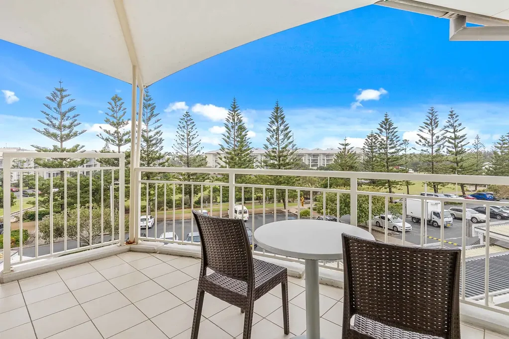Kingscliff 2chambre Mantra Salt 1311/12 – Prime North-East Aspect with Ocean, Park & Hinterland Views