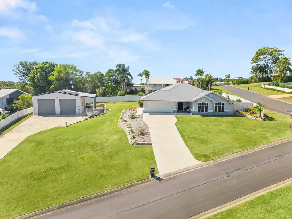 Craignish 4Phòng ngủ Stunning Home with Exceptional Shed
