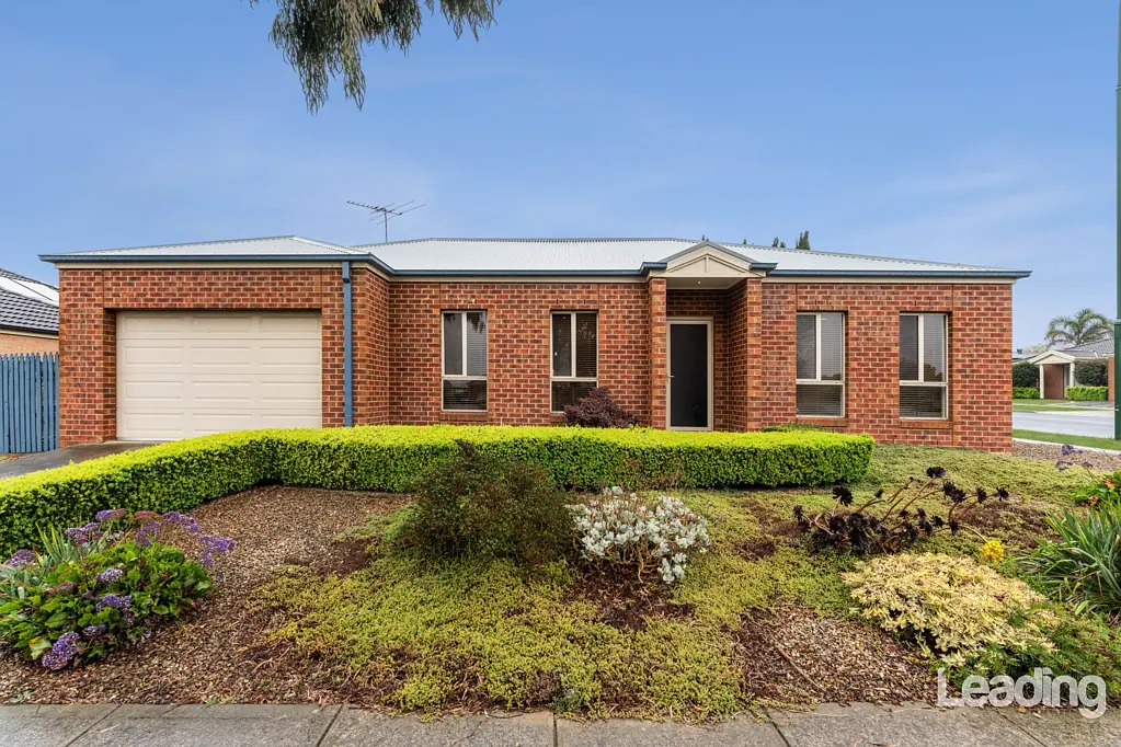 42 Burge Drive, Sunbury, VIC 3429