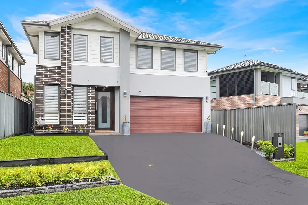 31 Alana Ave, Quakers Hill, NSW 2763