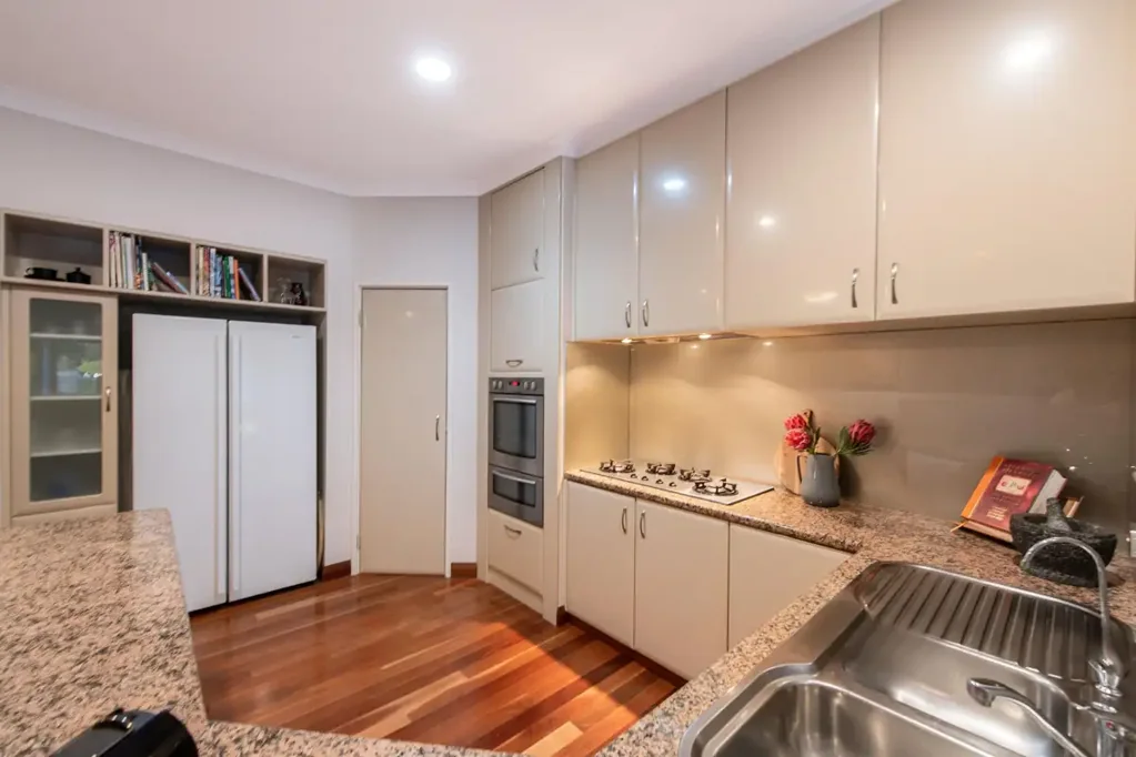 Spacious Family Living - 4 bed plus home office!