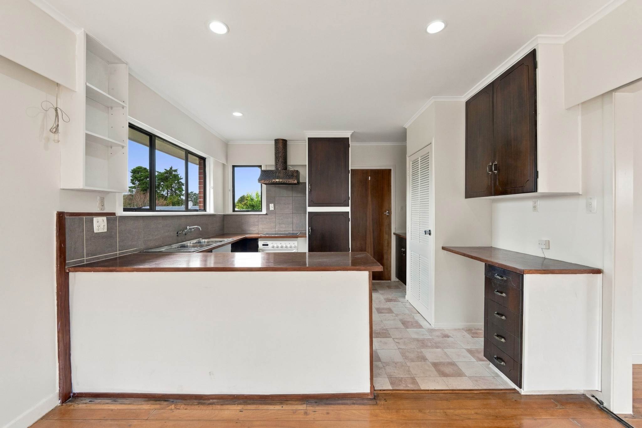4 Dell Way, Highland Park, photo 8