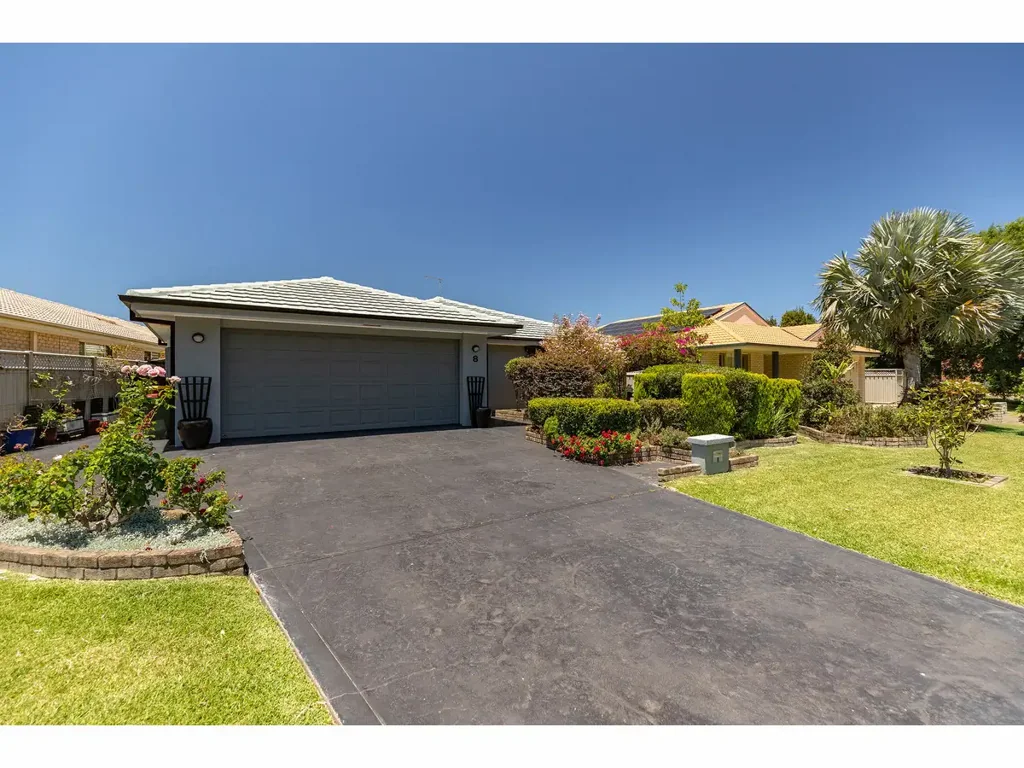 Three bedroom Housein Quiet Cul-de-sac