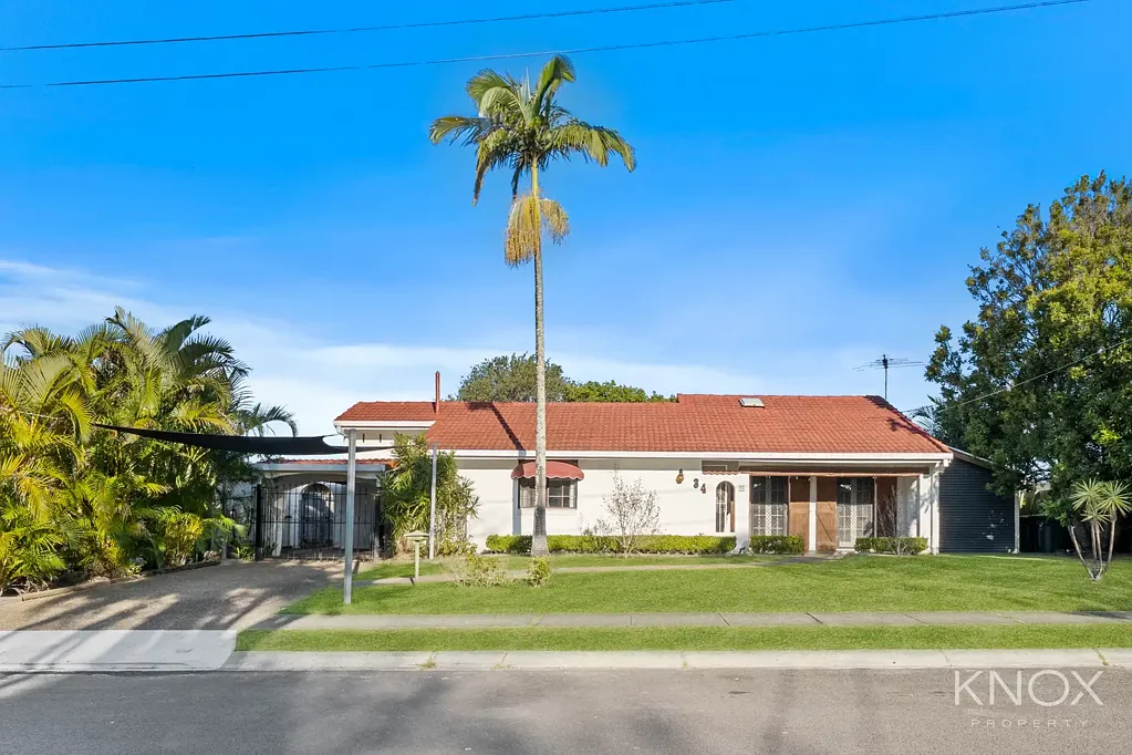 Mount Warren Park 4房 机会难得 – 必售！ Opportunity Knocks – MUST BE SOLD!