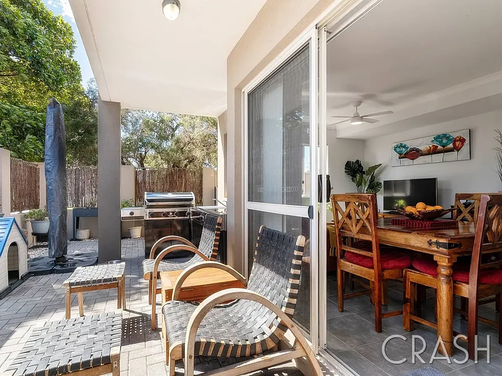 Cloverdale 2部屋 Stylish & Secure Modern Living – Prime Inner-City Location